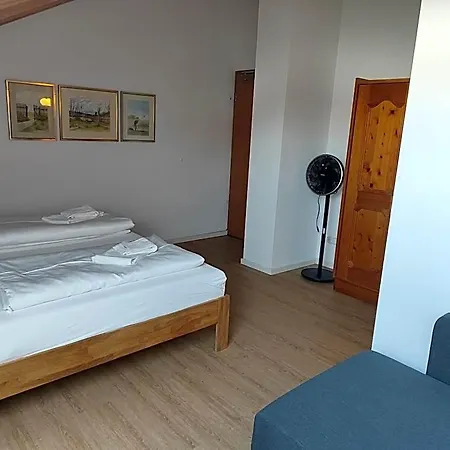Estelada Boarding Hostel Zorneding